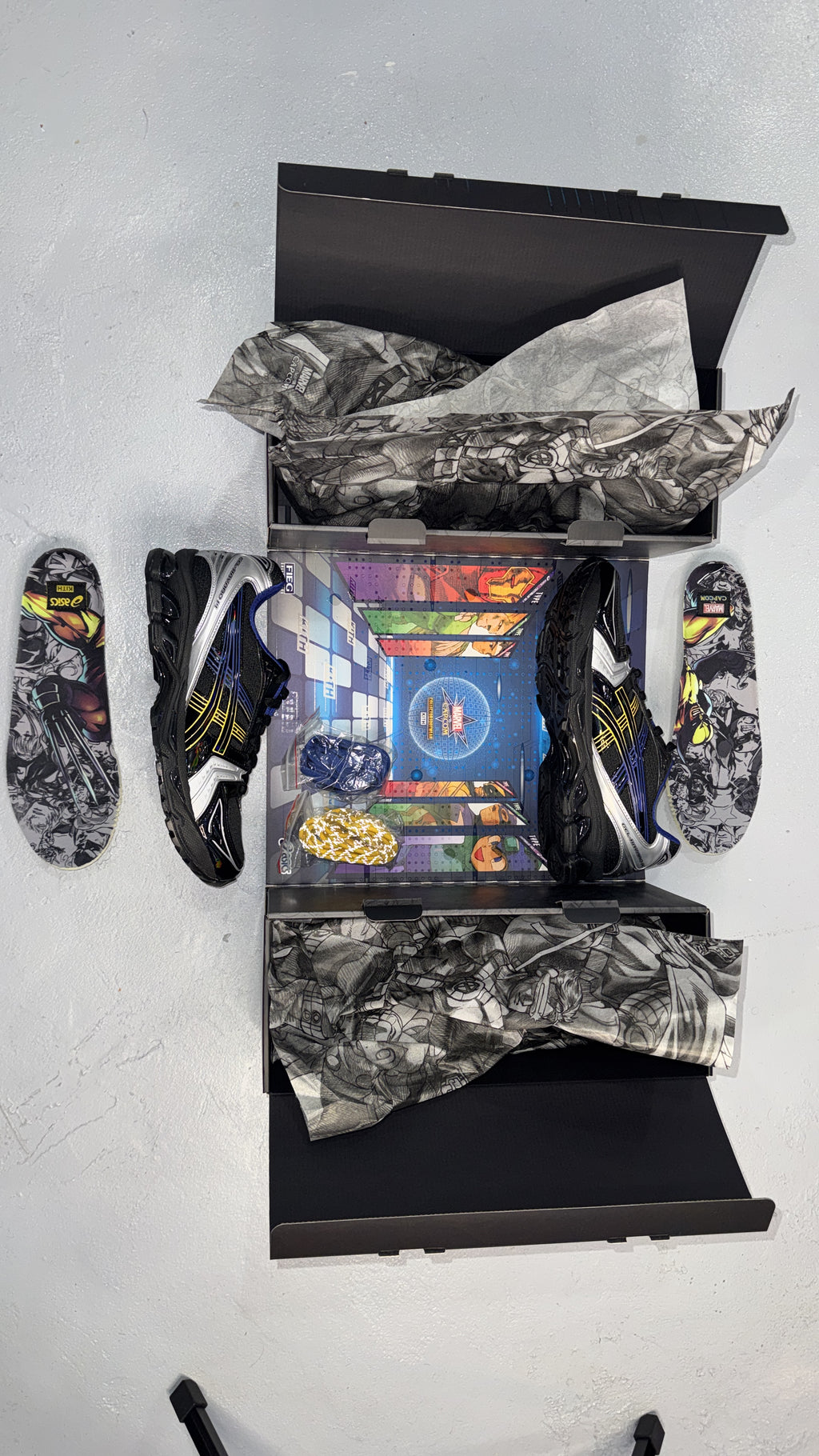 MARVEL VS. CAPCOM / KITH FOR ASICS GEL-KAYANO14 " WOLVERINE"