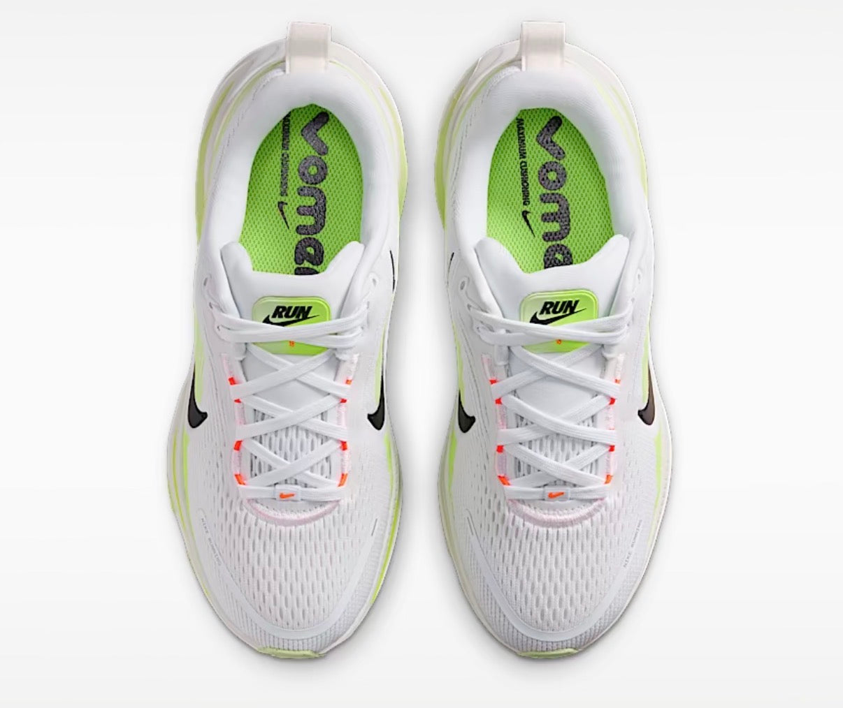 NIKE VOMERO 18
