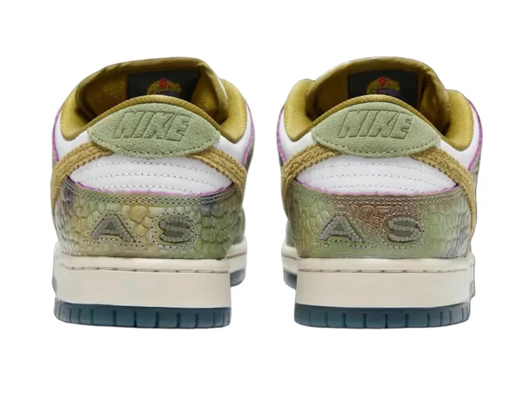 DUNK SB CHAMALEON