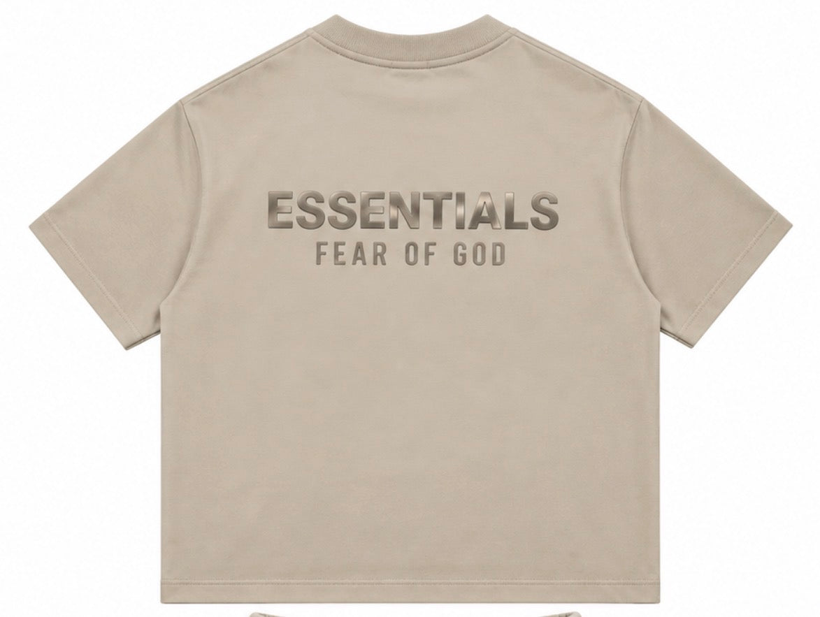 ESSENTIALS TEE