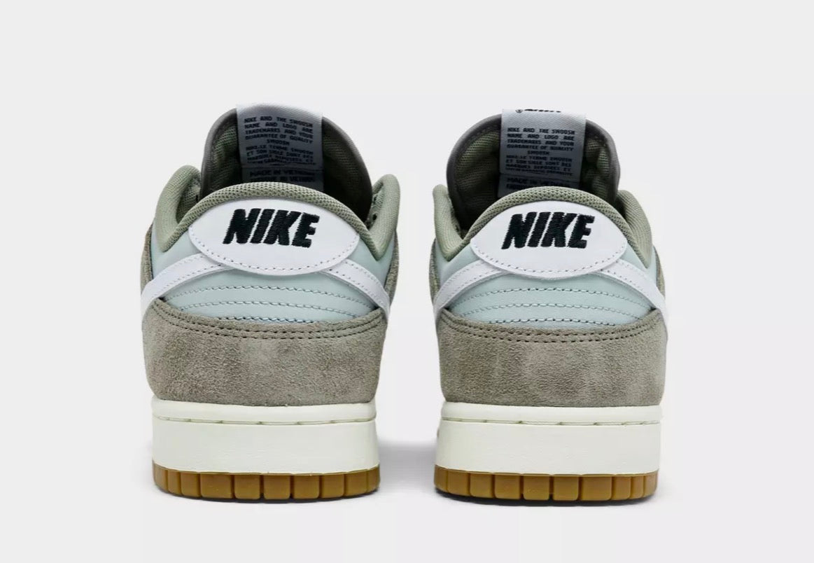 NIKE DUNK LOW RETRO SE